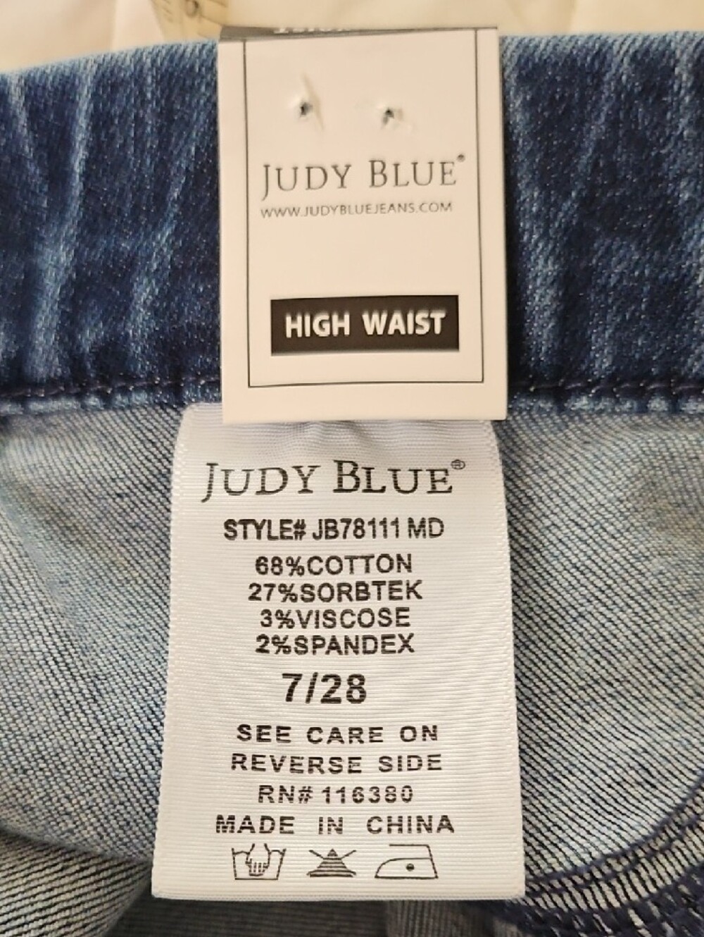 Judy Blue Pull-Up Skinny Fit Capri - Size 7/28 - Picture 8 of 9